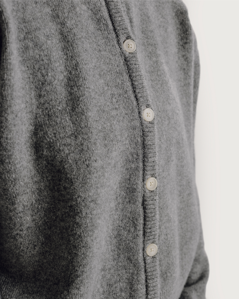 the gather poppy 100% lambswool button up crew neck cardigan flannel grey