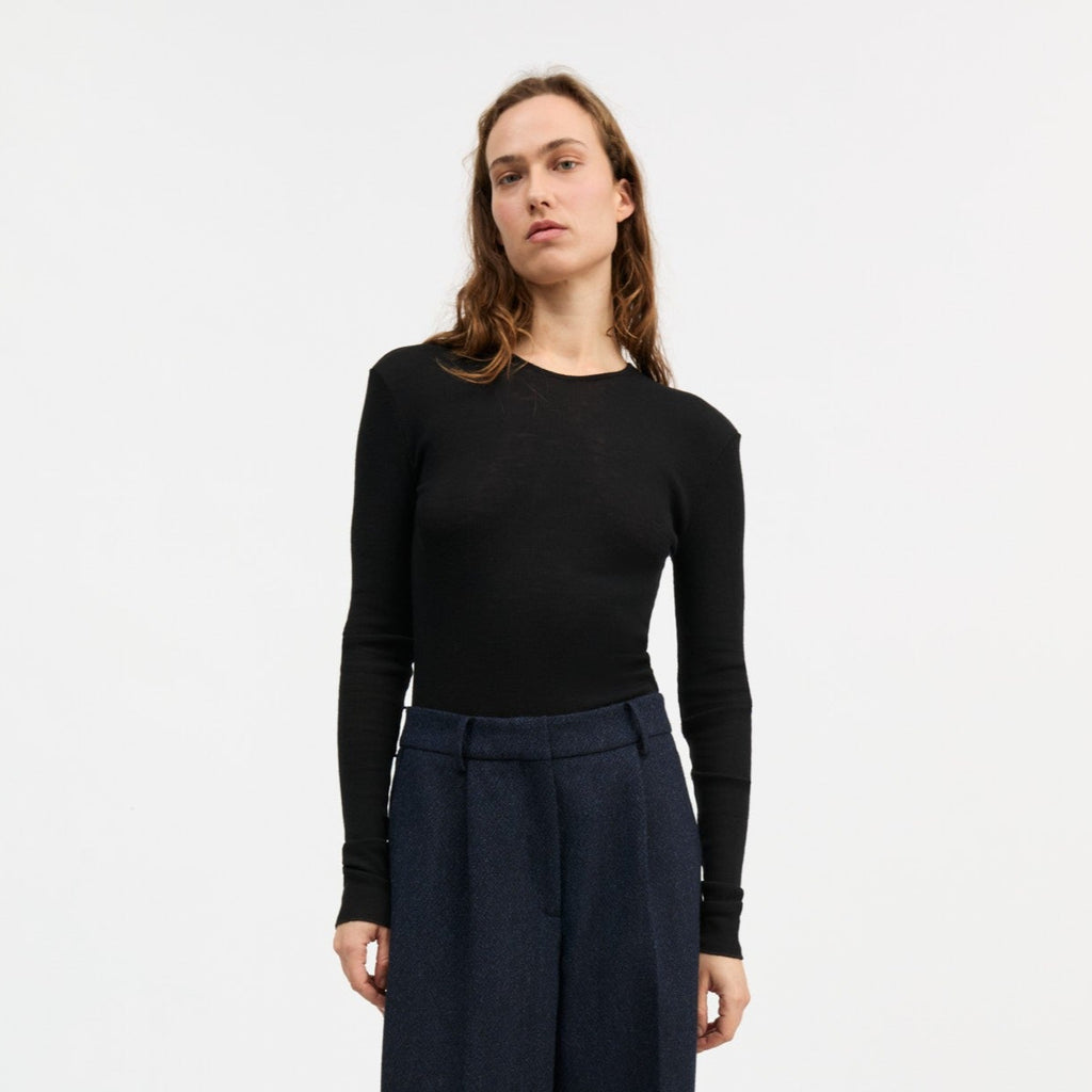 skall studio Amy O-Neck Long Sleeve Top black organic merino wool knit jumper