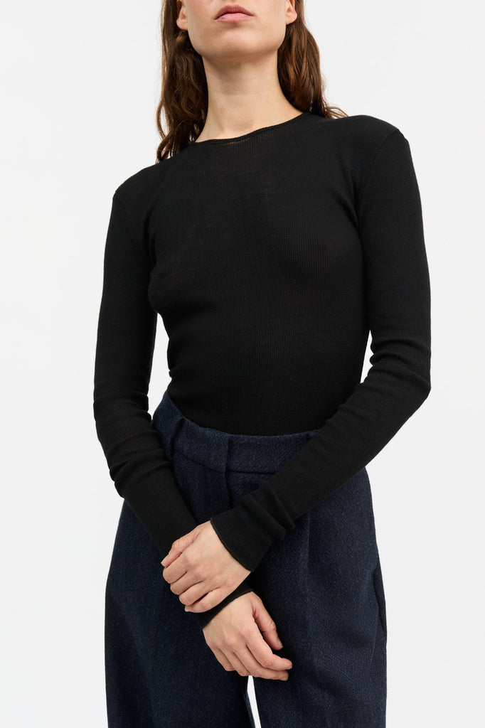 skall studio Amy O-Neck Long Sleeve Top black organic merino wool knit jumper