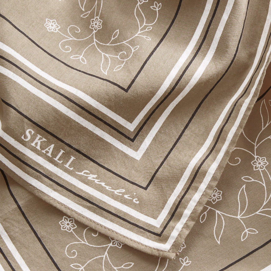 skall studio organic cotton Classic Scarf neckerchief 55x55 Moss paisley