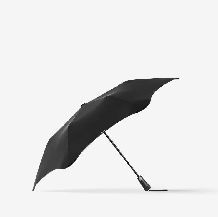 blunt umbrellas metro umbrella in ink black