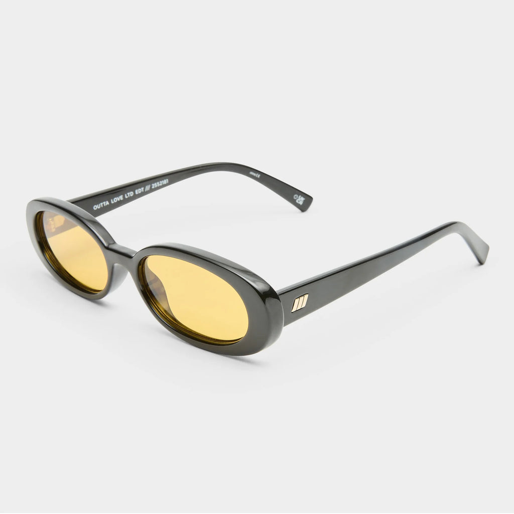 le specs 90s style outta love sunglasses black frame with yellow tint lenses Worn by Bella Hadid, Gigi Hadid, Sophie Turner, Dua Lipa, Kourtney Kardashian, Olivia Rodrigo, Kesha, and Zoe Kravitz