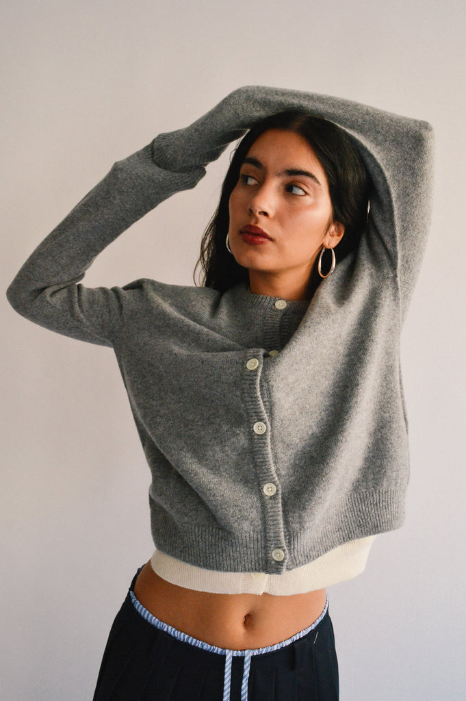 the gather poppy 100% lambswool button up crew neck cardigan flannel grey