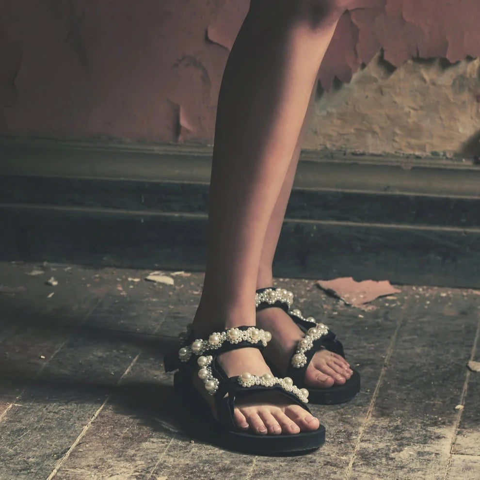 Trekky Sandals White Pearls PAVEMENT