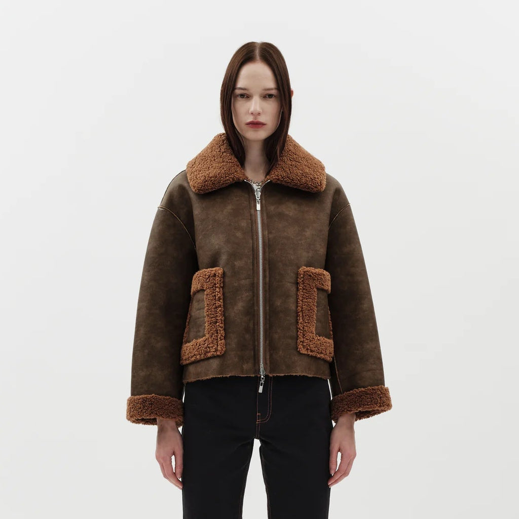Jakke faux shearling leather cropped aviator jacket tan brown