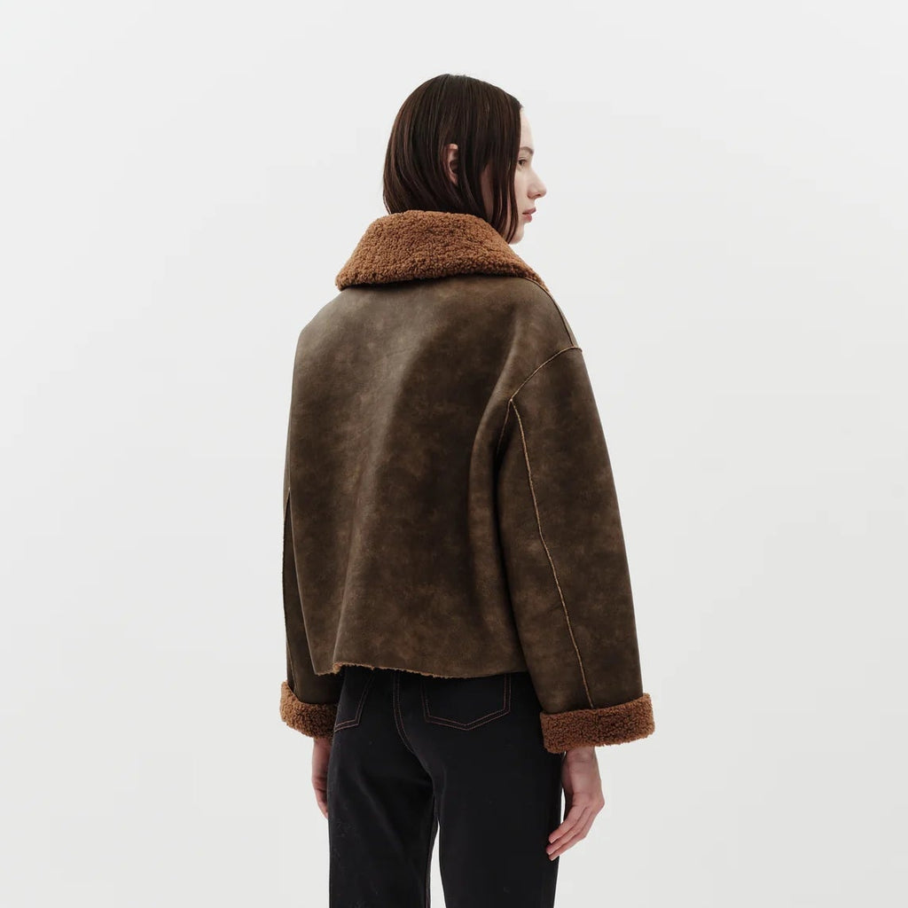 Jakke faux shearling leather cropped aviator jacket tan brown